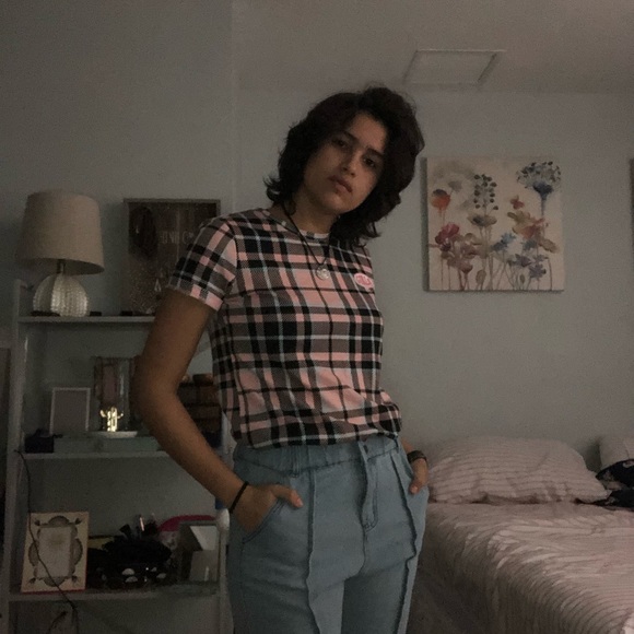 “Girls” Pink Tee - Picture 2 of 4